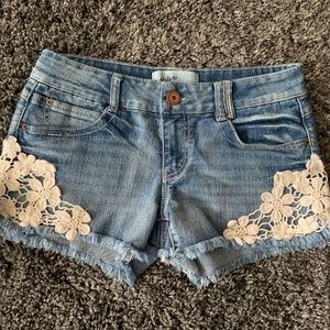 Jolt Jean • Denim Shorts Floral Lace Design